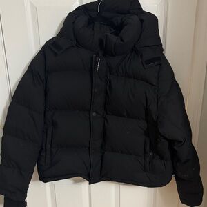 Short length ARITZIA Puffer Jacket